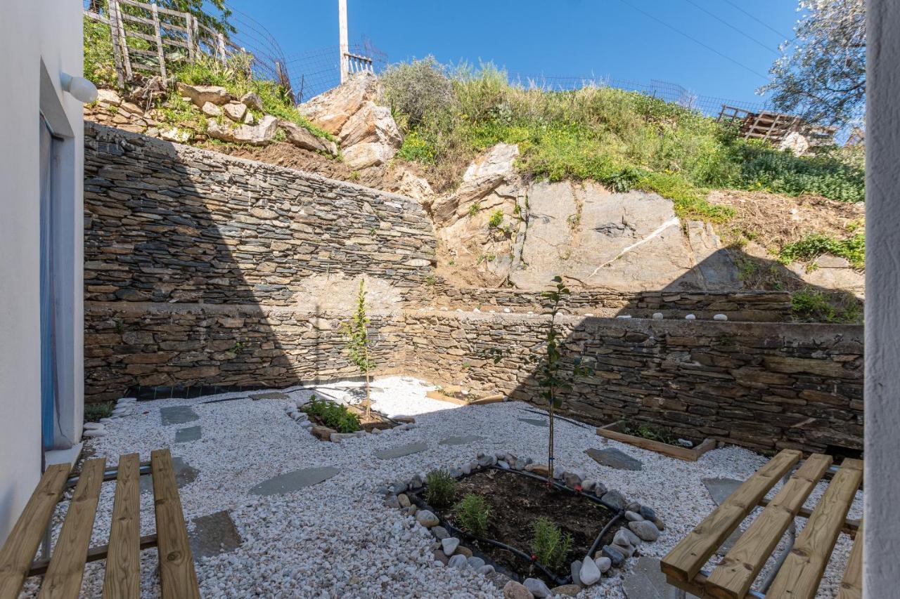 Nick & Debbie'S Two-Storey Apartment Mélanes Εξωτερικό φωτογραφία