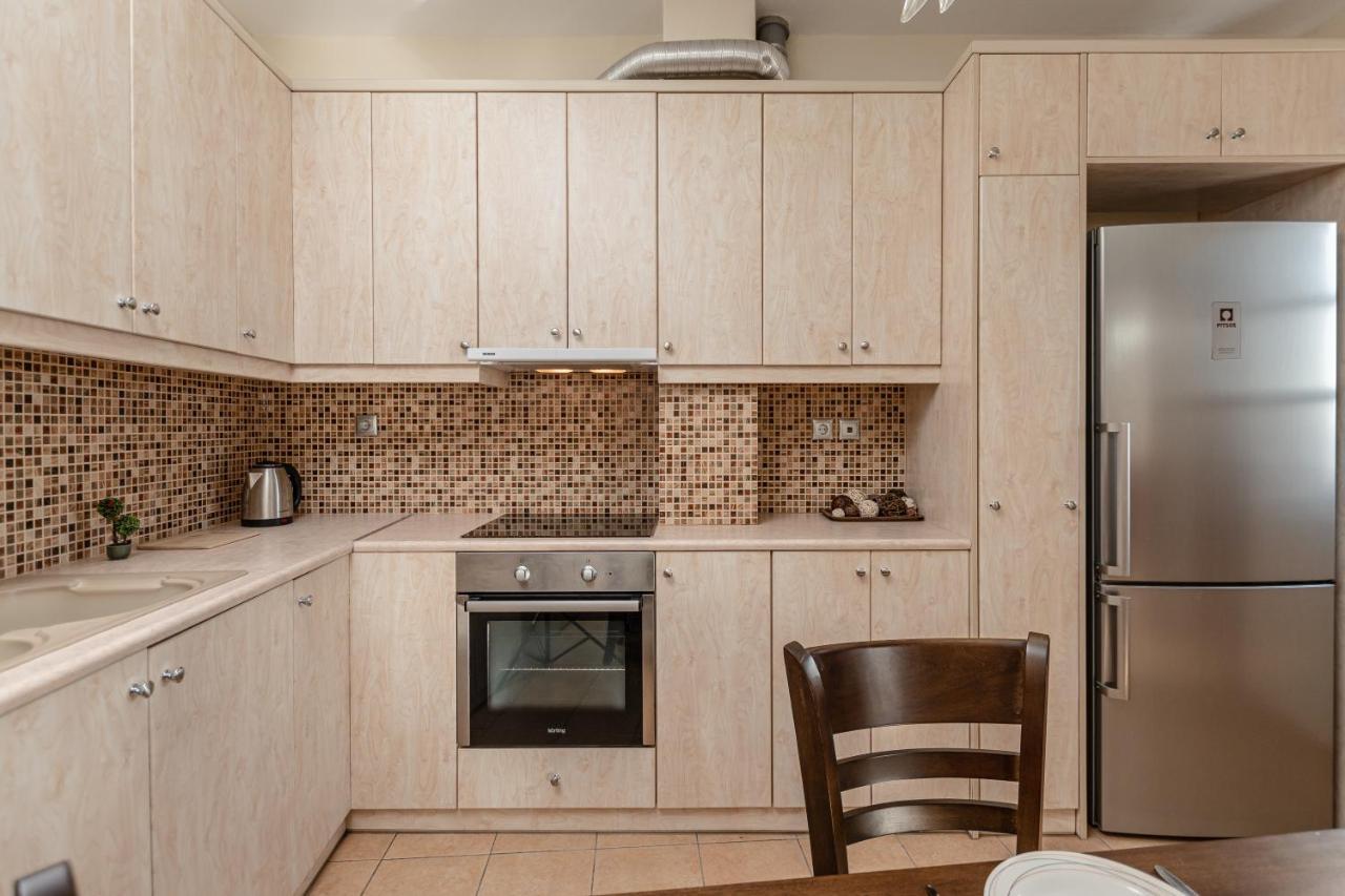 Nick & Debbie'S Two-Storey Apartment Mélanes Εξωτερικό φωτογραφία